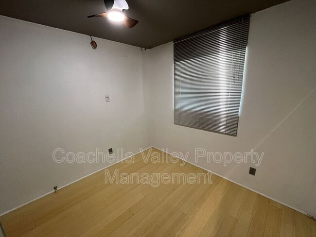 Building Photo - 2961 Sunflower Cir W