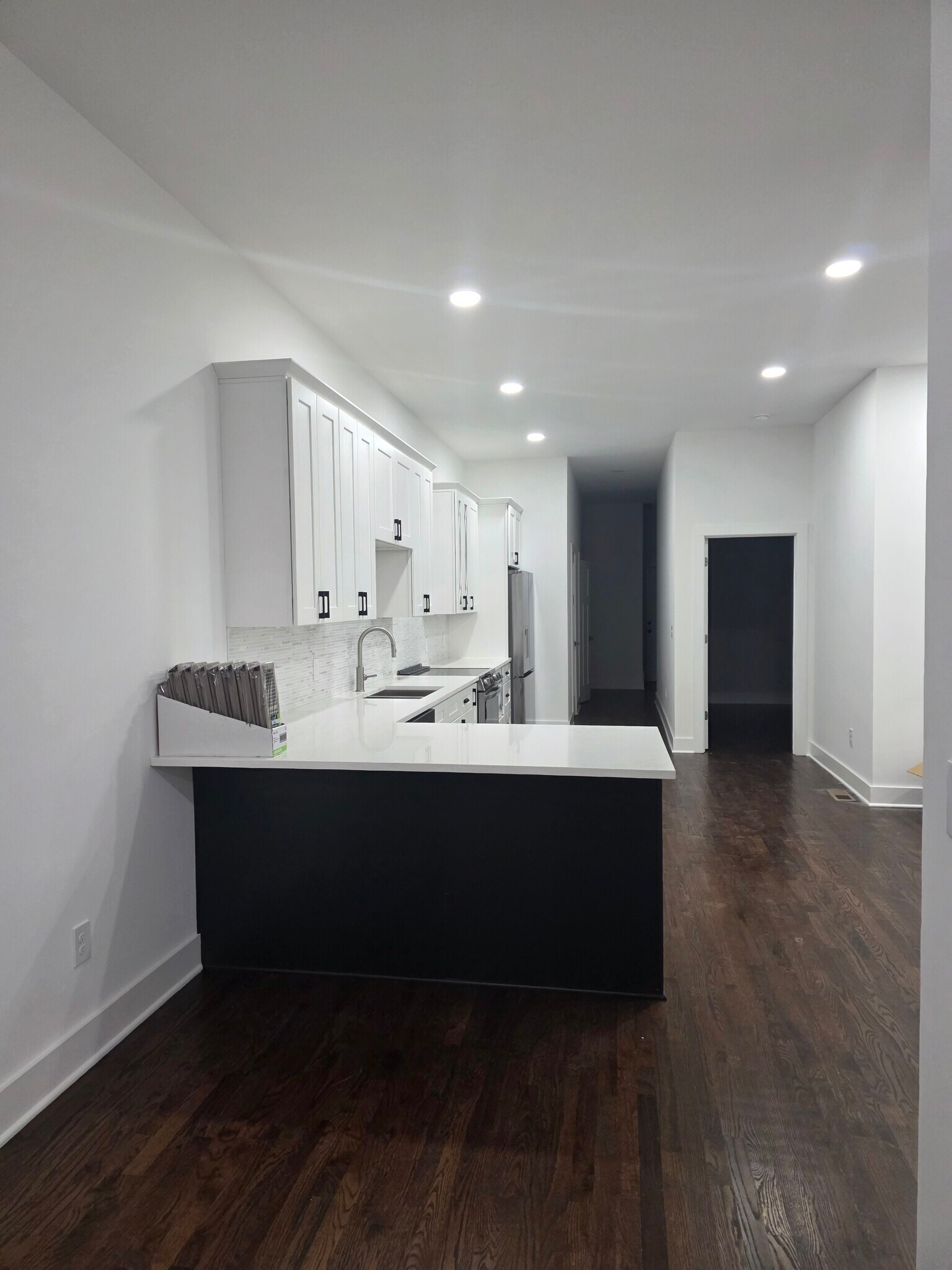 KITCHEN - 2715 Delaware Ave