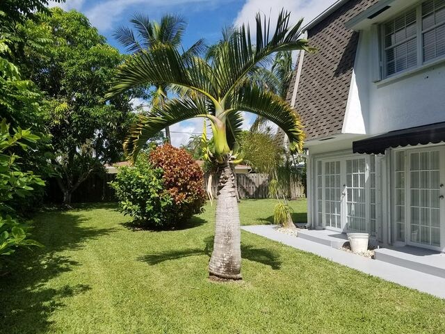 Building Photo - 181 NE Wavecrest Way