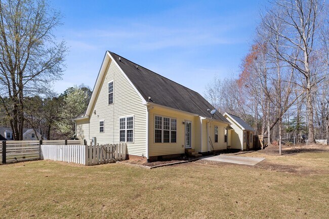 Building Photo - **Beautiful 4/2.5 Franklinton Home with Fenced In Yard**