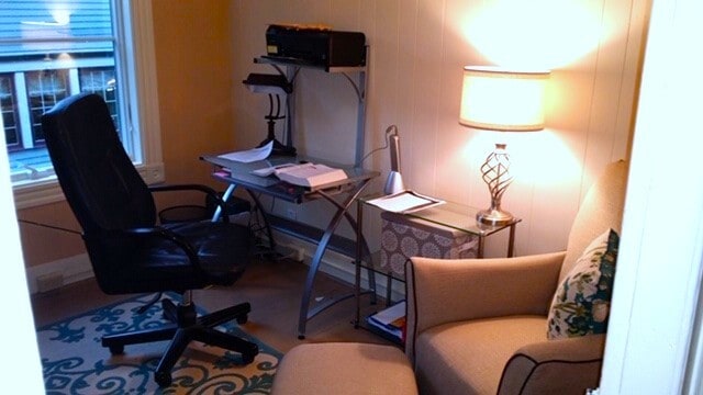 Study/office (second bedroom) - 58 Maple St