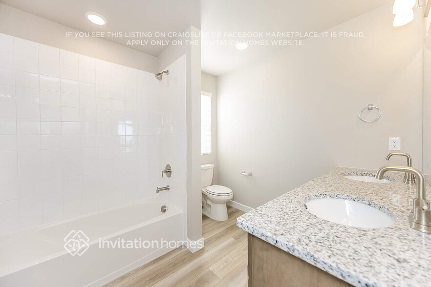 Building Photo - 13604 Nederland Dr