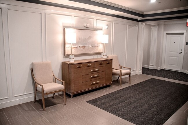 Building Photo - 2 Winslow Ln