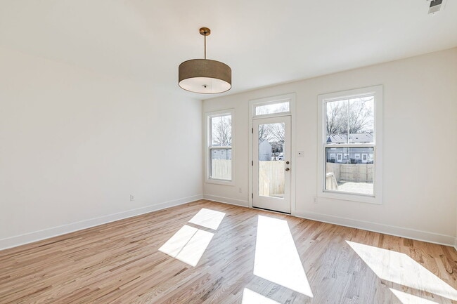 Building Photo - 2224 Perry St