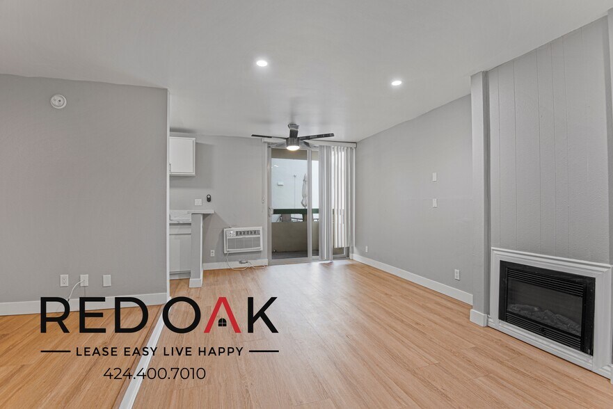 Building Photo - 1200 N Olive Dr