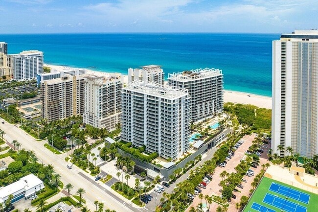 Building Photo - 3100 N Ocean Dr