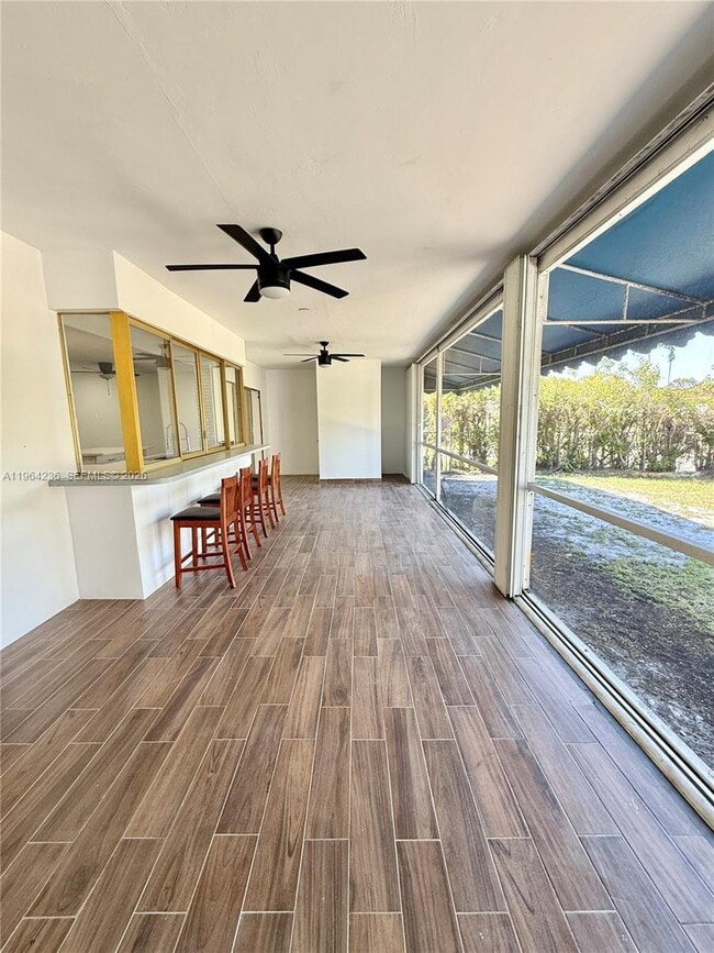 Building Photo - 4917 W Park Rd