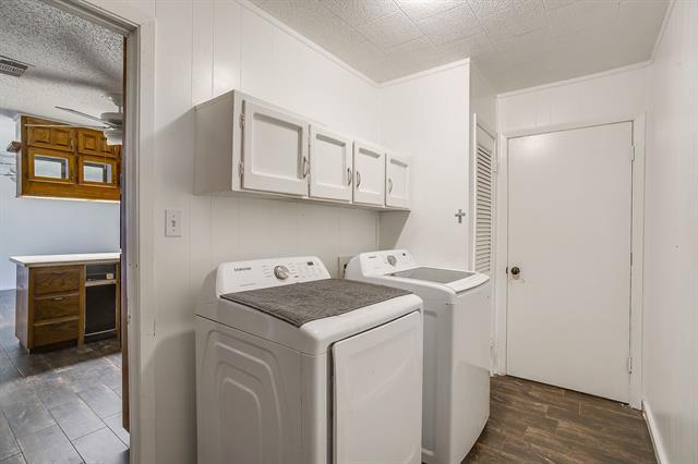 Building Photo - 1911 Joslin St