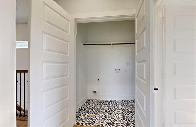 Building Photo - 12232 Kirkgard Dr