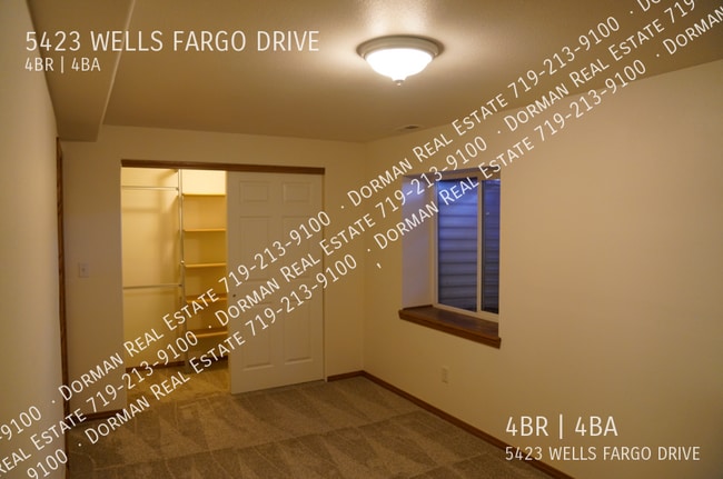 Building Photo - 5423 Wells Fargo Dr W