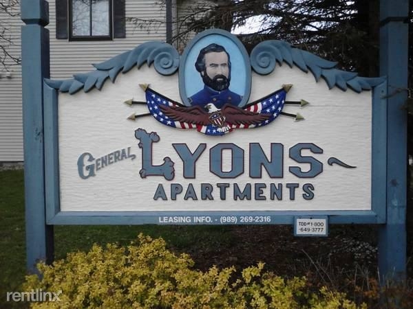 Primary Photo - Lyons Apartments