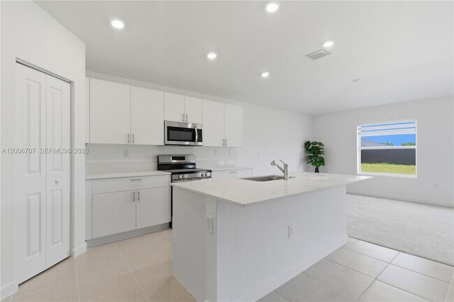 Building Photo - 17435 SW 285th St