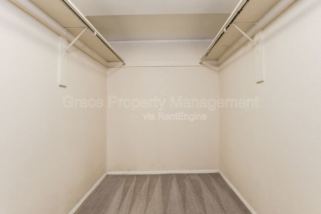 Building Photo - 3025 St Paul St