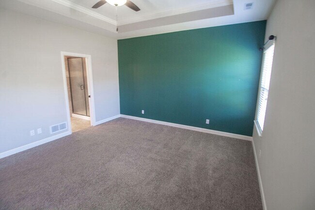 Building Photo - 7407 Pemberton Dr