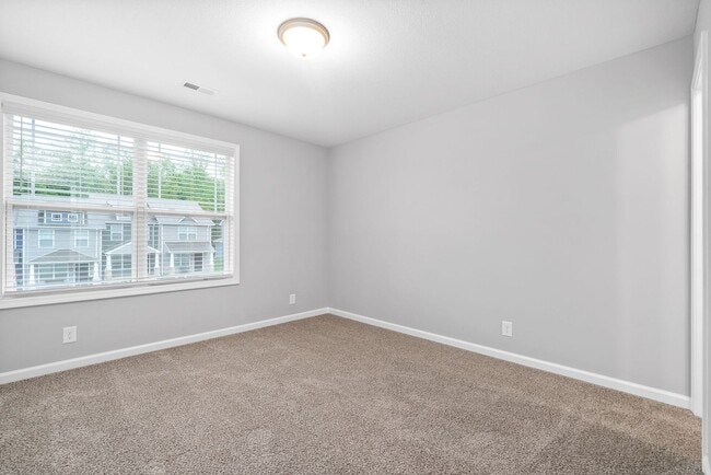 Building Photo - Pet Friendly Two Bedroom!