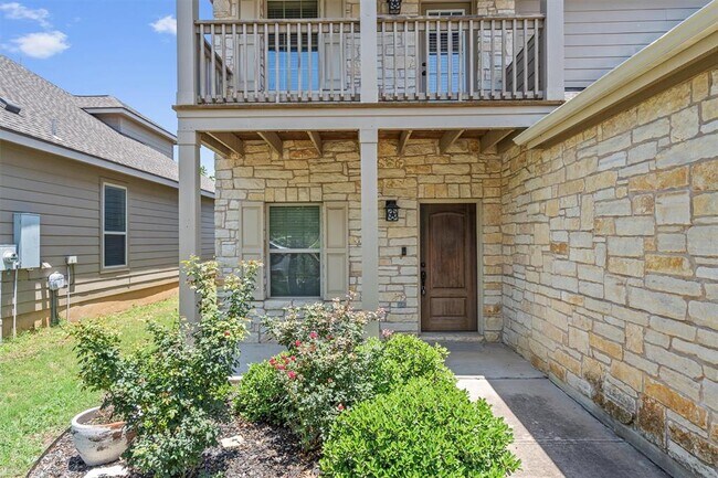 Building Photo - 220 Chickadee Ln