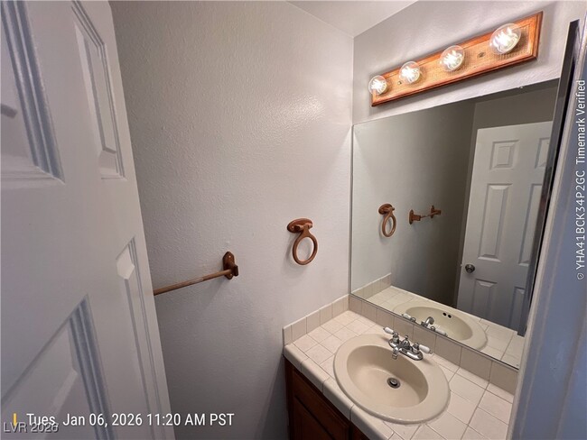 Building Photo - 6445 Hartwood Rd