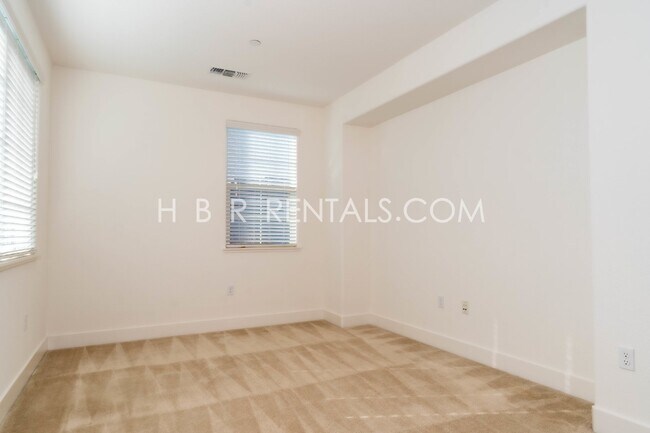 Building Photo - Charming 3-Bedroom Retreat on Barker Street with Spacious Living in Mountain House!