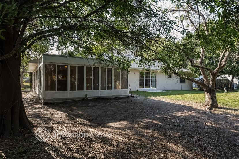 Building Photo - 3810 Country Rd