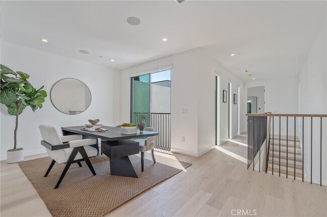 Building Photo - 11825 Tennessee Ave