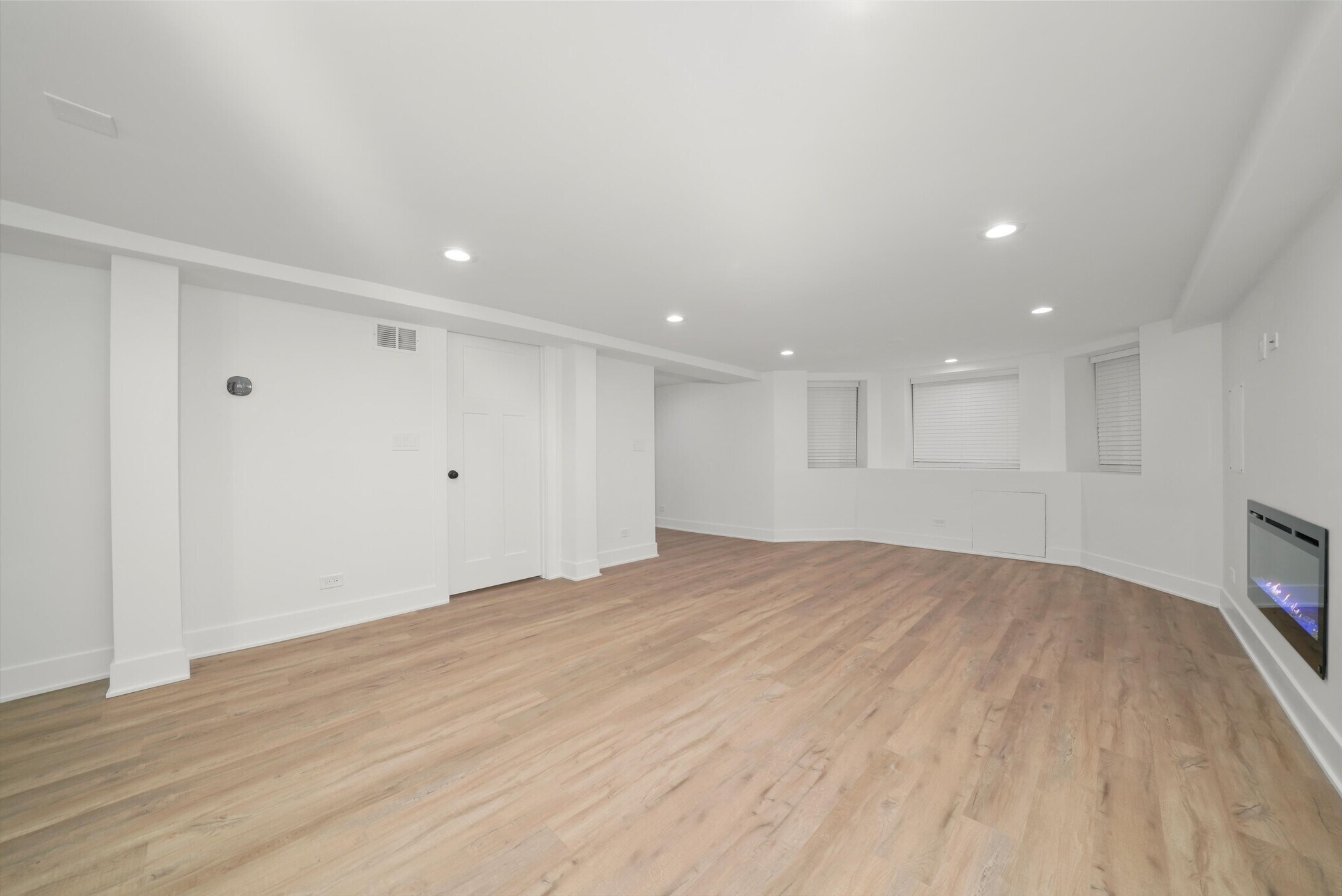 Building Photo - 2613 N Fairfield Ave