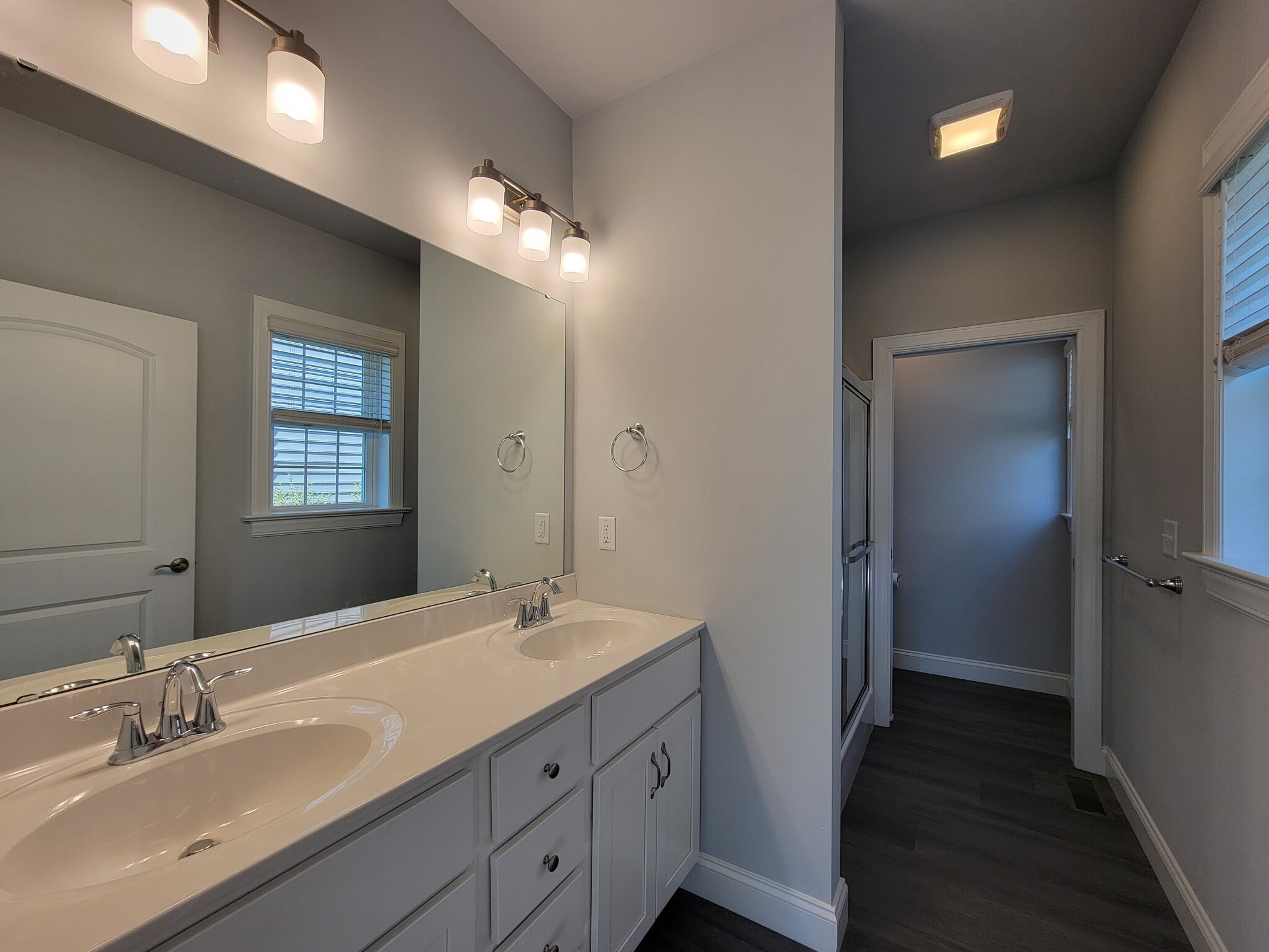 Building Photo - 213 Buckton Dr