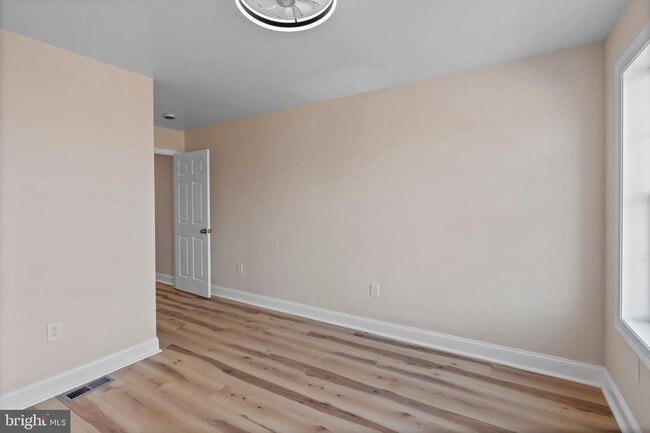 Building Photo - 919 Stiles St