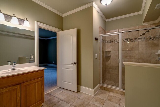 Building Photo - 6213 Arnall Ct
