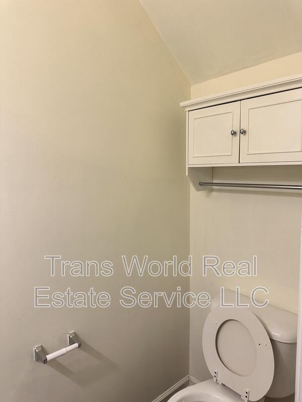 Building Photo - 9821 Alger Trce