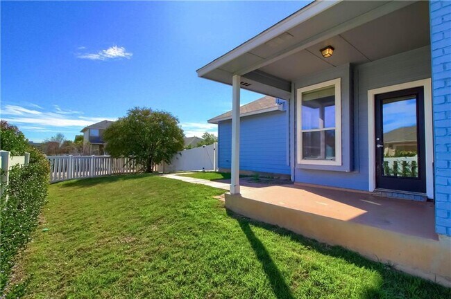 Building Photo - 706 Big Spring Dr
