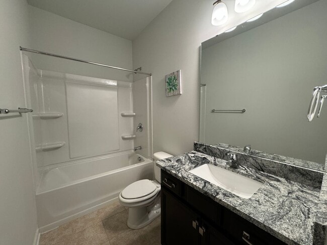 Building Photo - END UNIT 3 Bed | 2.5 Bath Townhouse in Mor...
