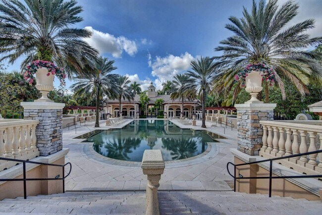 Building Photo - 3501 Collonade Dr