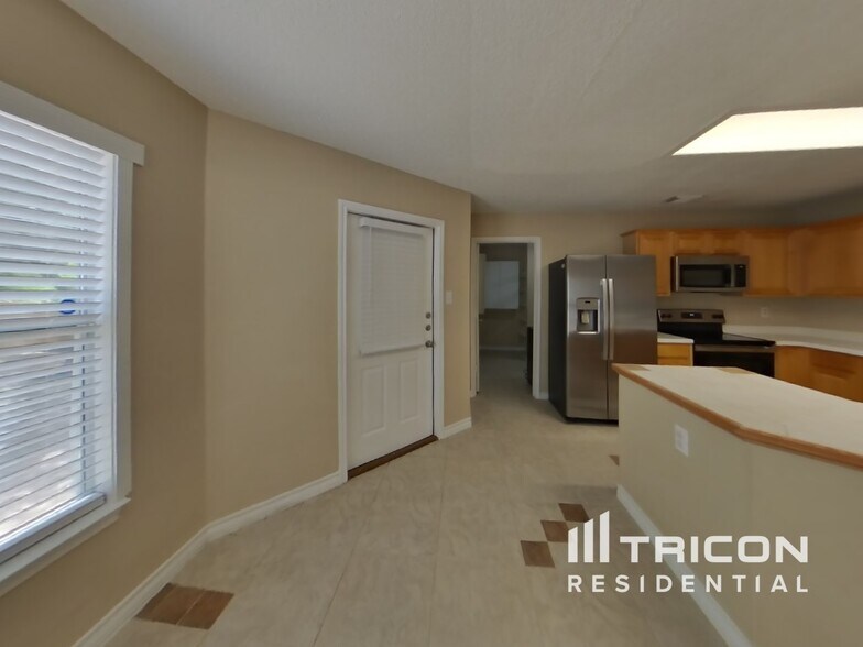 Building Photo - 9226 Windward Trce