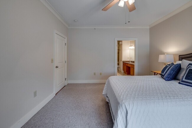 Building Photo - 3127 Long Blvd