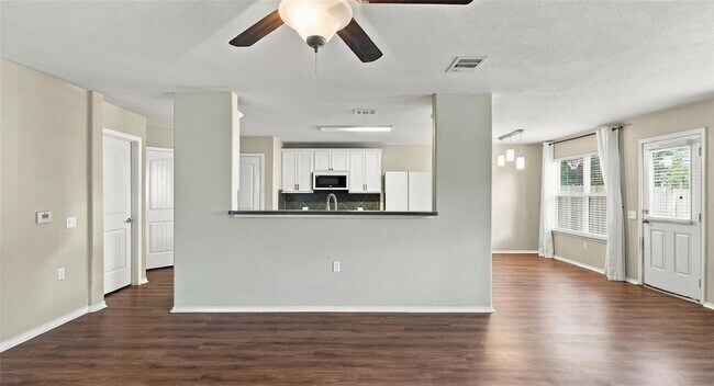 Building Photo - 7224 Crestone Rd