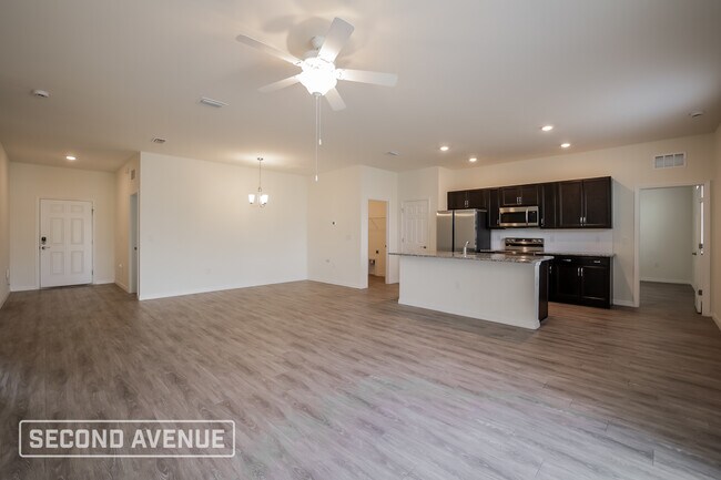 Building Photo - 2721 NW 18th Pl