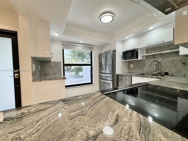 Building Photo - 3768 NE 167th St