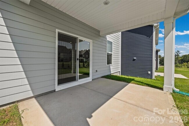 Building Photo - 541 Mahogany Rd