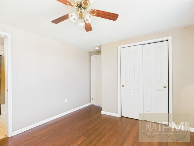 Building Photo - Bright Modern 3 Bedroom, 2 Bath Home in Eastern York Schools!