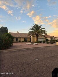 Building Photo - 3507 E Trevino Dr