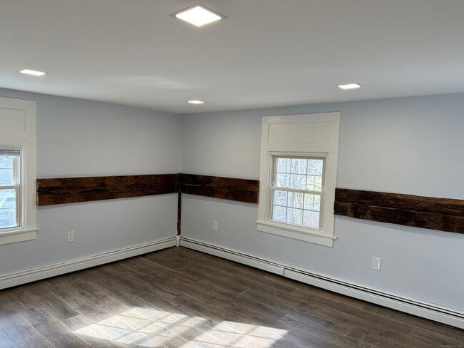 Building Photo - 141 Washington Rd