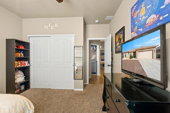Building Photo - 5905 Speyside Dr