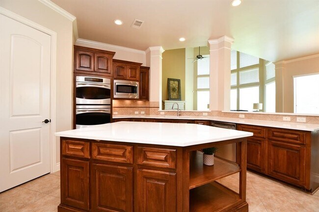 Building Photo - 8706 Stowe Creek Ln