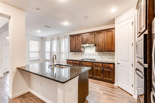 Building Photo - 2908 Consuelo Wy