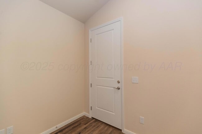 Building Photo - 7512 Beck Dr