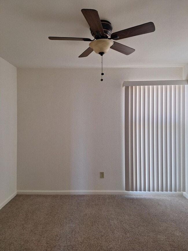 Building Photo - Beautifully Renovated 3-Bedroom, 1-Bath Duplex in Clairemont