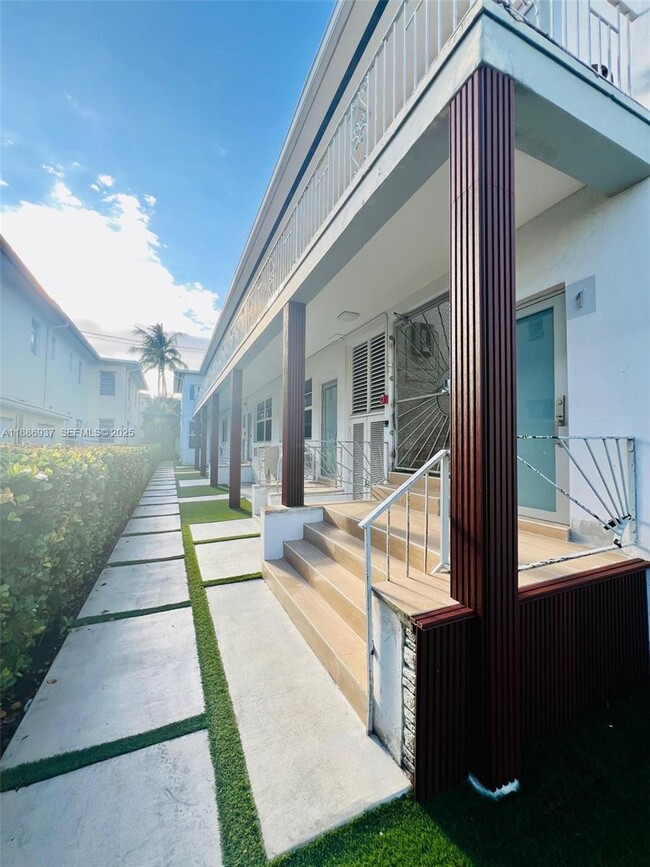 Building Photo - 1606 Jefferson Ave