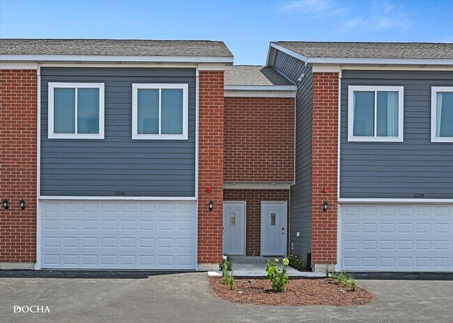 Building Photo - 1216 Gillespie Ln