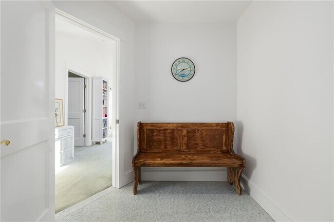 Building Photo - 9 White Terrace