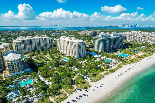 Building Photo - 430 Grand Bay Dr